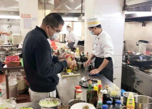 疫情防控不放假 督查组检查了酒楼 宾馆,督促疫情防控工作落实落细
