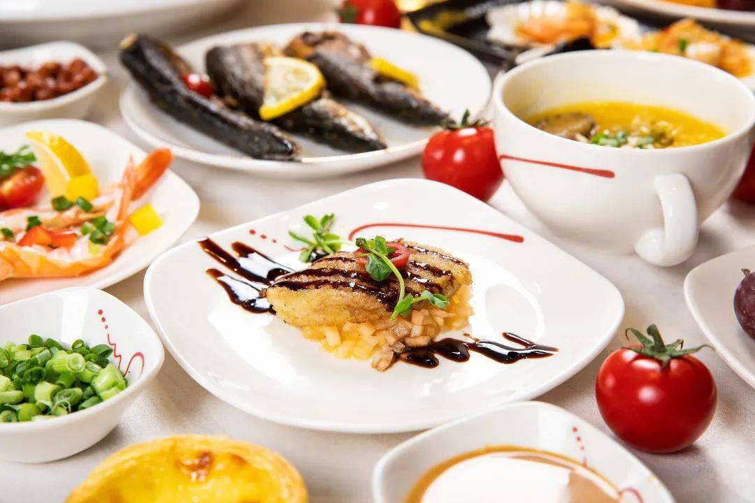 又一快餐巨头偷偷“涨价”!餐饮业真卷不动了?