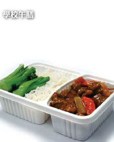 乐膳 一直致力提供膳食服务 业务范围包括 学校午膳 公司午膳 美食到会及新年盆菜 所有食品制作过程有卫生督导员监测每一个流程 此外,所有员工定期接收卫生培训确保员工们有正确卫生标准